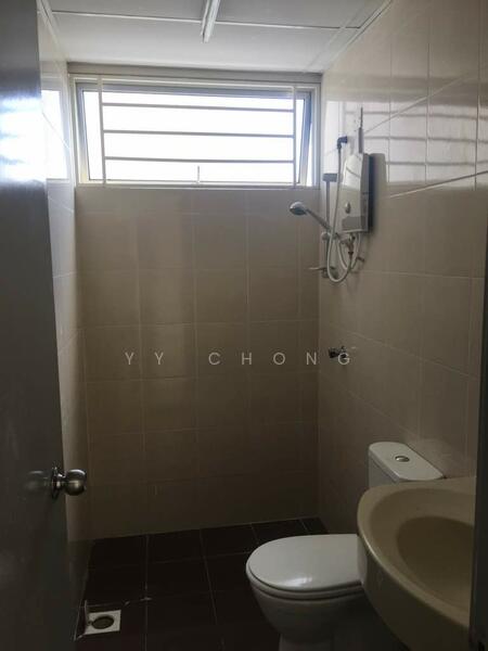 Platinum Lake PV 20 untuk Untuk Dijual - RM 450,000, Feb 2026 - Bathroom - PropertyGuru.com.my