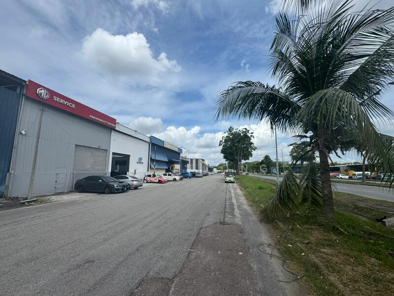 Factory for Rent in Kawasan Perindustrian Mount Austin (Tebrau) - Joyce Ong - Exterior - PropertyGuru.com.my