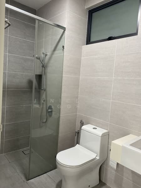 Service Residence for Sale at Citizen 2 - Jenice SH Goh - Bathroom - PropertyGuru.com.my