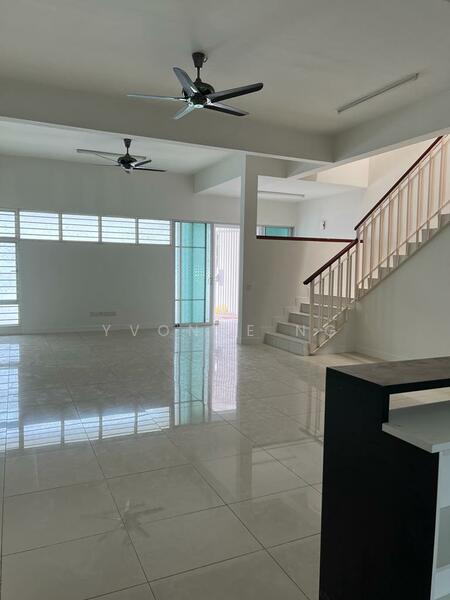 Rimbayu Perennia untuk Untuk Dijual - RM 800,000, Mac 2026 - Living Room - PropertyGuru.com.my