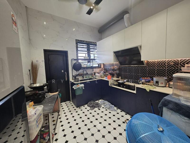 1-storey Terraced House for Sale in Kulai (Johor) - Crystal Kong - Kitchen - PropertyGuru.com.my
