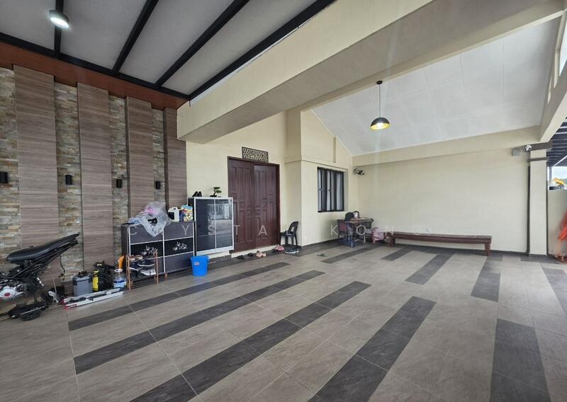 1-storey Terraced House for Sale in Kulai (Johor) - Crystal Kong - Entrance - PropertyGuru.com.my