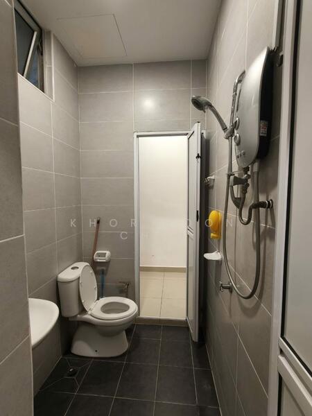 BM City Suites @ BM City Mall untuk Untuk Disewa - RM 1,700 /bulan, Feb 2026 - Bathroom - PropertyGuru.com.my