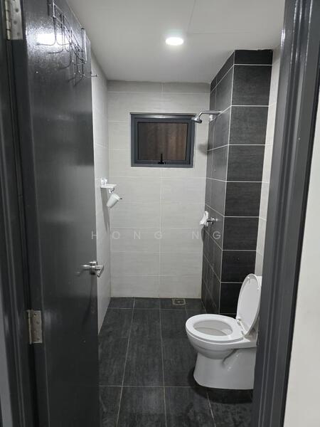 Service Residence for Rent at EDUSENTRAL - Hong Ng - Bathroom - PropertyGuru.com.my