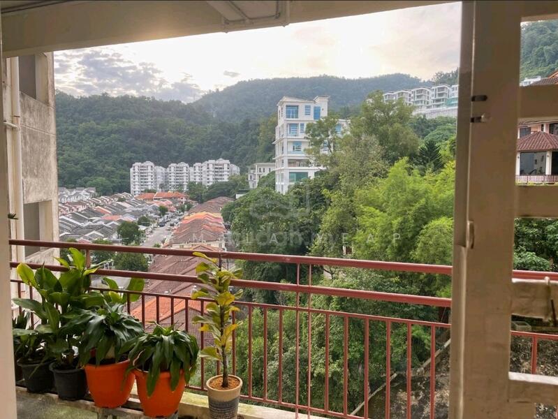 Condominium for Sale at Vista Gambier - Pamela Yeap - Balcony - PropertyGuru.com.my