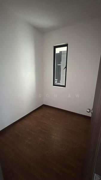 Service Residence for Sale at Country Garden Central Park - Wilson Aw - Room 3 - PropertyGuru.com.my