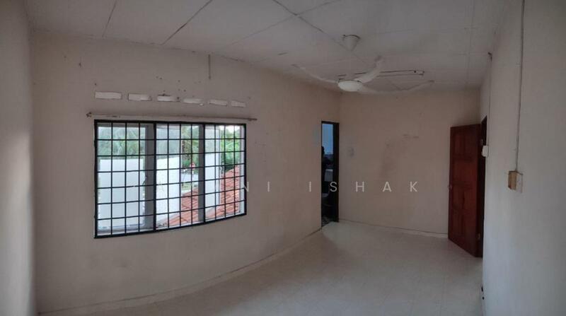 2-storey Terraced House for Sale in Banting (Selangor) - Zamani Ishak - Interior - PropertyGuru.com.my