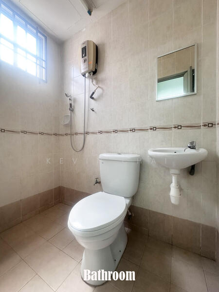 Kampar 3 Storey Terrace For Sale at Westlake Kampar untuk Untuk Dijual - RM 460,000, Apr 2026 - Bathroom - PropertyGuru.com.my