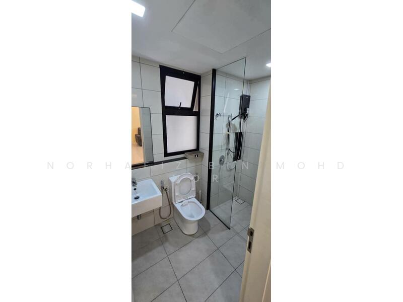 Service Residence for Rent at Duta Park Residences - Norhafiz Bin Mohd Nor - Bathroom - PropertyGuru.com.my