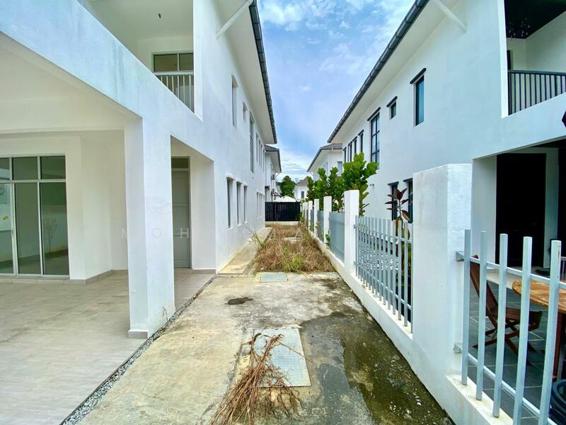 Semi-Detached House for Sale in Seksyen U15 (Shah Alam) - Mohammad Din Majid - PropertyGuru.com.my