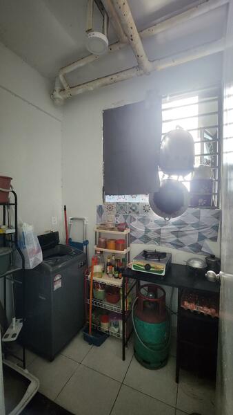 Apartment for Sale at The Residence 1 @ Tiara South - Bee Suan - Kitchen - PropertyGuru.com.my