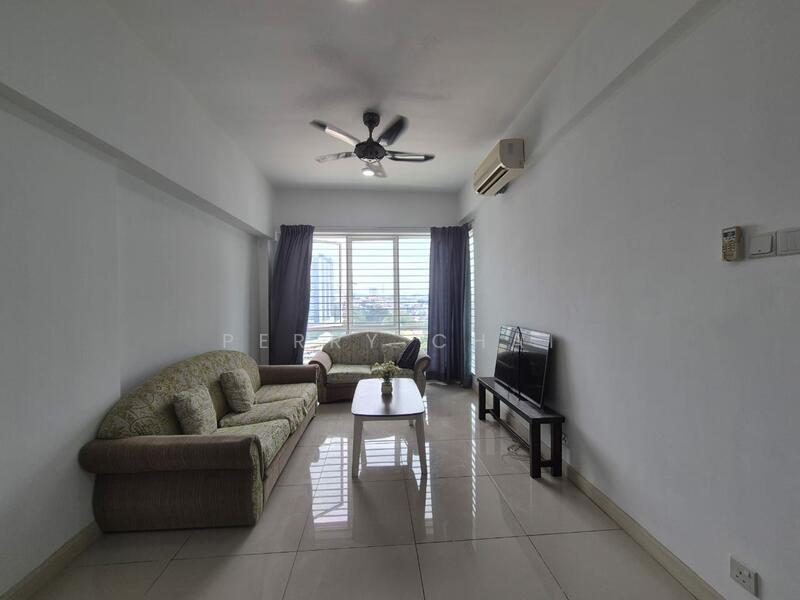 Tiara Mutiara / The Crown untuk Untuk Disewa - RM 1,999 /bulan, Feb 2026 - Living Room - PropertyGuru.com.my