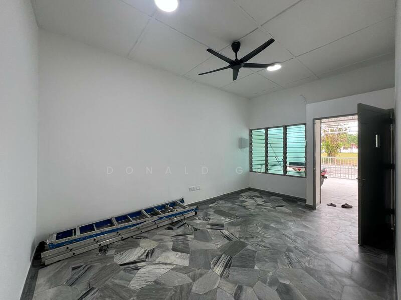 1-storey Terraced House for Sale in Ipoh (Perak) - Donald Goh - Living Room - PropertyGuru.com.my