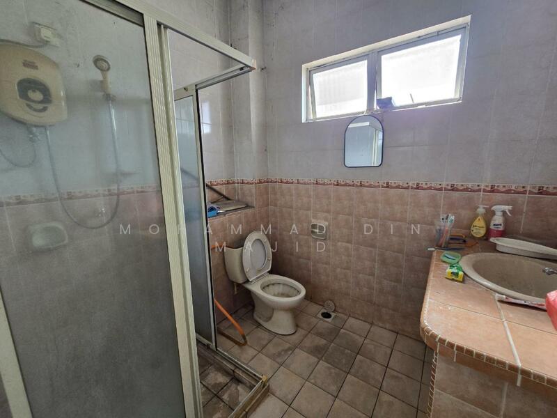 2-storey Terraced House for Sale in Seksyen 7 (Shah Alam) - Mohammad Din Majid - PropertyGuru.com.my