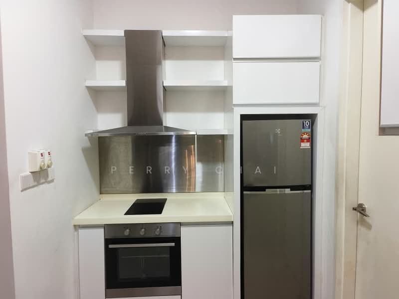 Eco Sky untuk Untuk Disewa - RM 2,200 /bulan, Mac 2026 - Kitchen - PropertyGuru.com.my