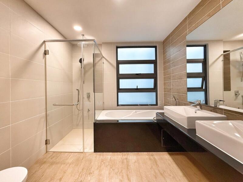 Terraced House for Rent in Iskandar Puteri (Nusajaya) (Johor) - Jamie Lee - Bathroom - PropertyGuru.com.my