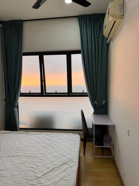 Condominium for Rent at Royal Strand @ Country Garden Danga Bay - Ellen Yeap - Bedroom - PropertyGuru.com.my