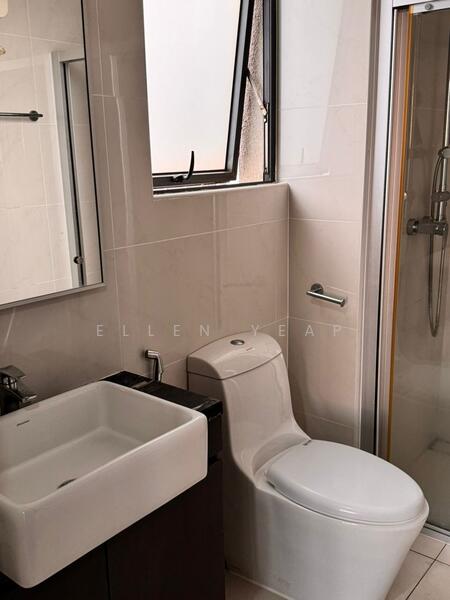 Condominium for Rent at Royal Strand @ Country Garden Danga Bay - Ellen Yeap - Bathroom - PropertyGuru.com.my