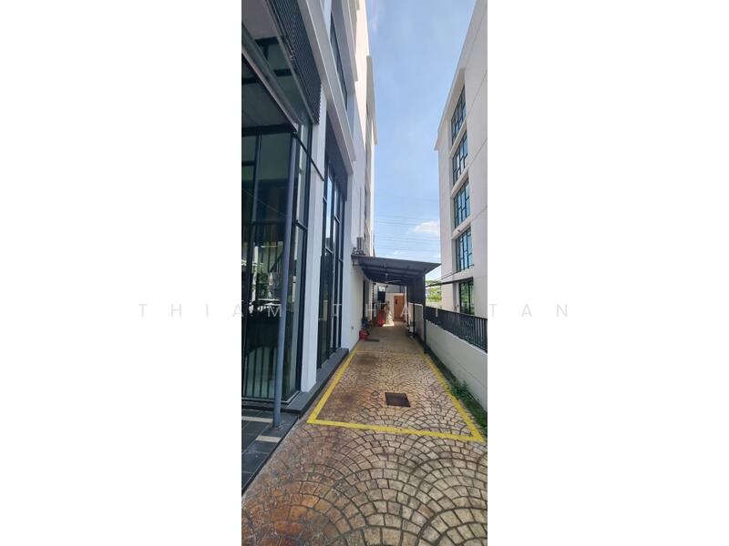 Klang Sentral Commercial Centre untuk Untuk Dijual - RM 2,380,000, Mac 2026 - Exterior - PropertyGuru.com.my