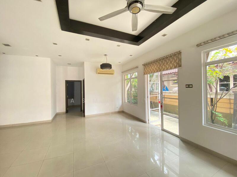 Semi-Detached House for Rent in Damansara Legenda (Petaling Jaya) - Jasmine Yap - Living Room - PropertyGuru.com.my