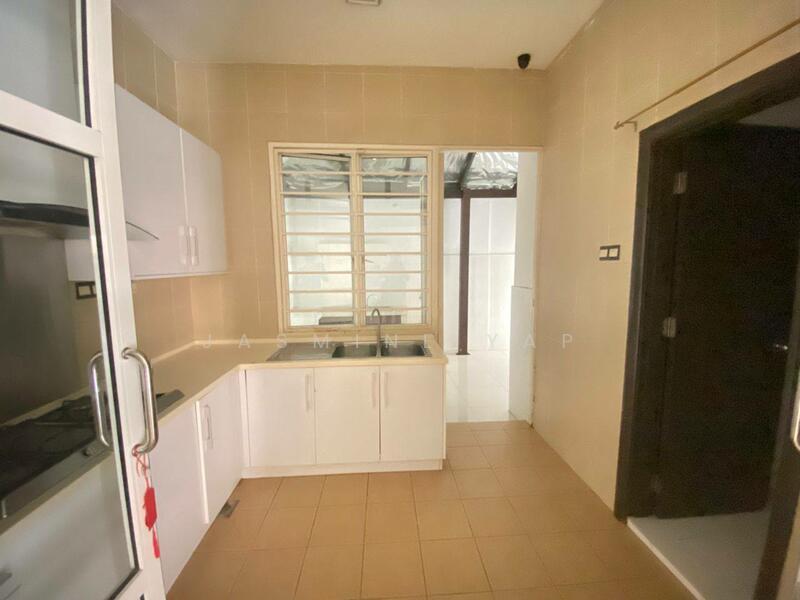 Semi-Detached House for Rent in Damansara Legenda (Petaling Jaya) - Jasmine Yap - Kitchen - PropertyGuru.com.my