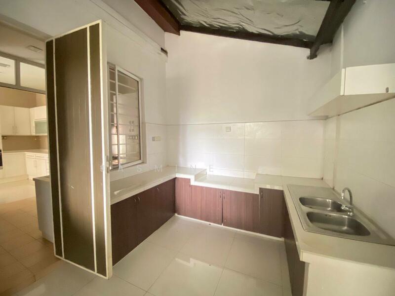 Semi-Detached House for Rent in Damansara Legenda (Petaling Jaya) - Jasmine Yap - Kitchen - PropertyGuru.com.my
