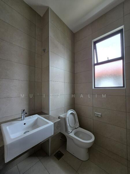 Setia Safiro untuk Untuk Dijual - RM 1,150,000, Feb 2026 - Bathroom - PropertyGuru.com.my