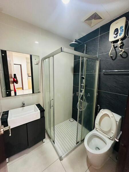 Condominium for Sale at Royal Strand @ Country Garden Danga Bay - Ellen Yeap - Bathroom - PropertyGuru.com.my