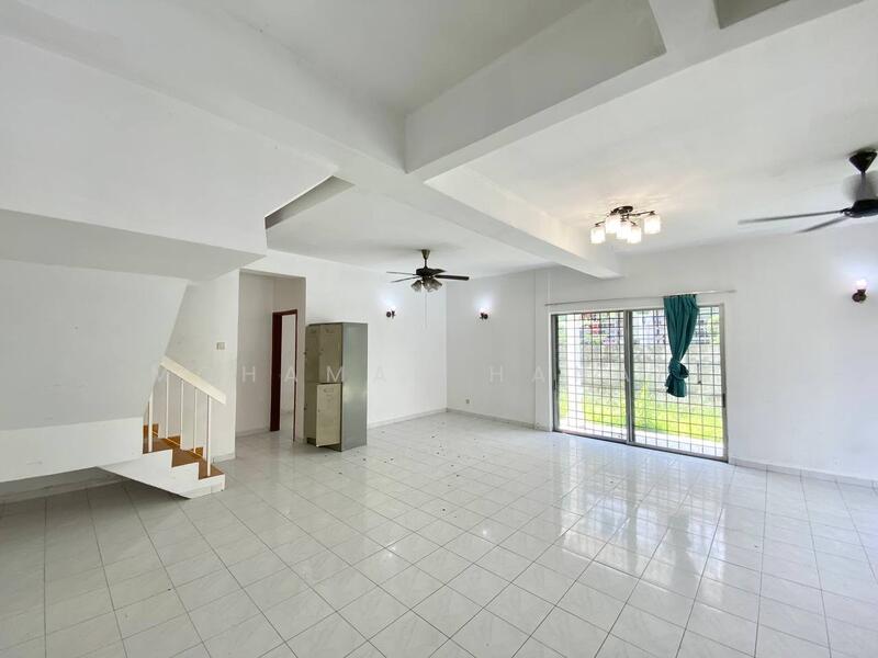 Semi-Detached House for Sale in Taman Taming Jaya (Balakong) - Mohamad Hanafi - Living Room - PropertyGuru.com.my