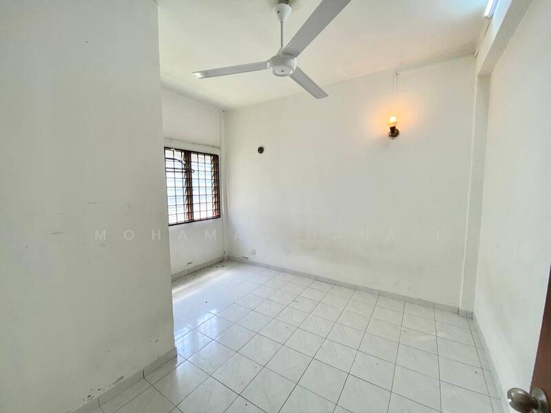Semi-Detached House for Sale in Taman Taming Jaya (Balakong) - Mohamad Hanafi - PropertyGuru.com.my