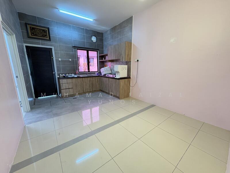 Terraced House for Rent in Port Dickson (Negeri Sembilan) - Muhamad Faizal Yunos - Kitchen - PropertyGuru.com.my