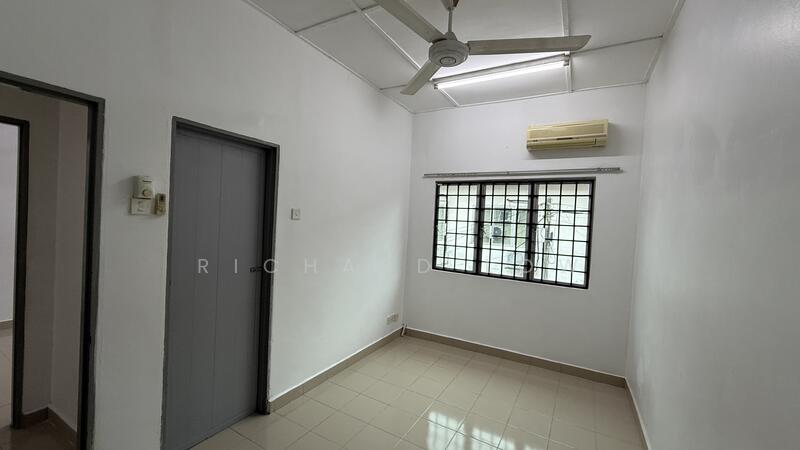 2-storey Terraced House for Sale in Shah Alam (Selangor) - Richard Low - PropertyGuru.com.my