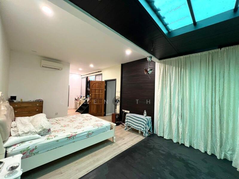 Semi-Detached House for Sale in Taman Pelangi Indah (Ulu Tiram) - Queena Thye - Bedroom - PropertyGuru.com.my