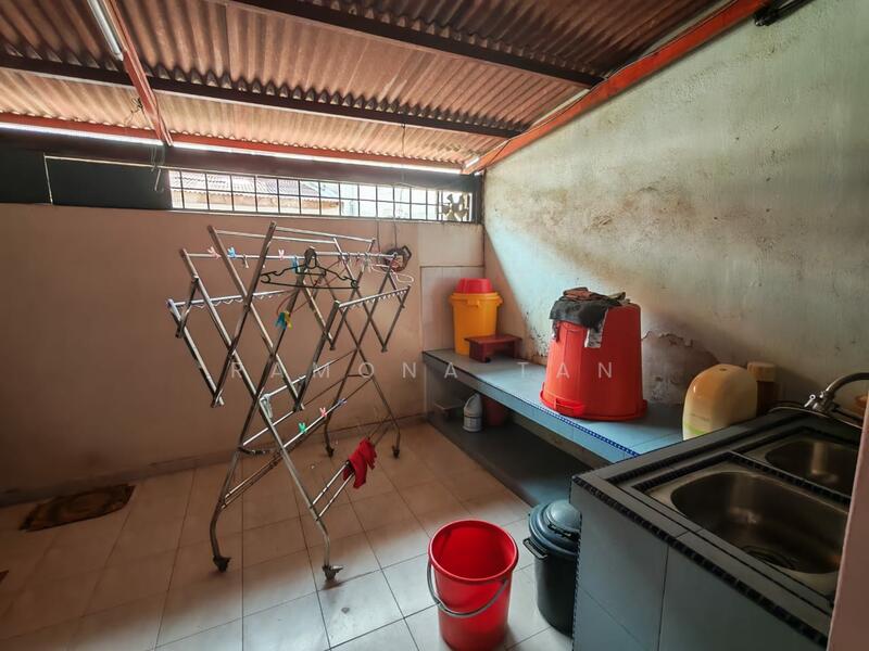 Taman Datuk Thamby Chik Karim untuk Untuk Dijual - RM 288,000, Mac 2026 - Interior - PropertyGuru.com.my