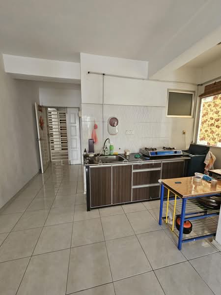Apartment for Sale at Damai Vista Apartment - LISA OOI - Kitchen - PropertyGuru.com.my