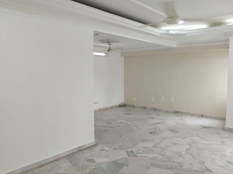 2-storey Terraced House for Sale in Usj 9 (Subang Jaya) - JeffSally Lee - Living room - PropertyGuru.com.my