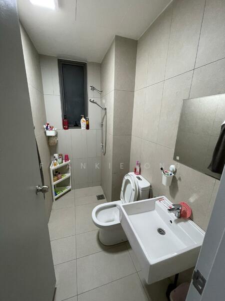 Kenwingston Platz untuk Untuk Disewa - RM 1,700 /bulan, Feb 2026 - Bathroom - PropertyGuru.com.my