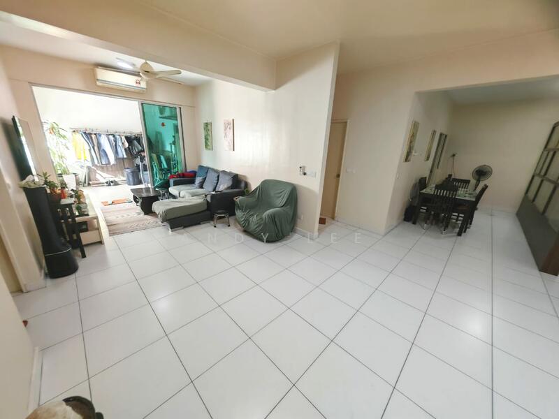 Elit Heights @ Bayan City untuk Untuk Dijual - RM 700,000, Feb 2026 - Living Room - PropertyGuru.com.my