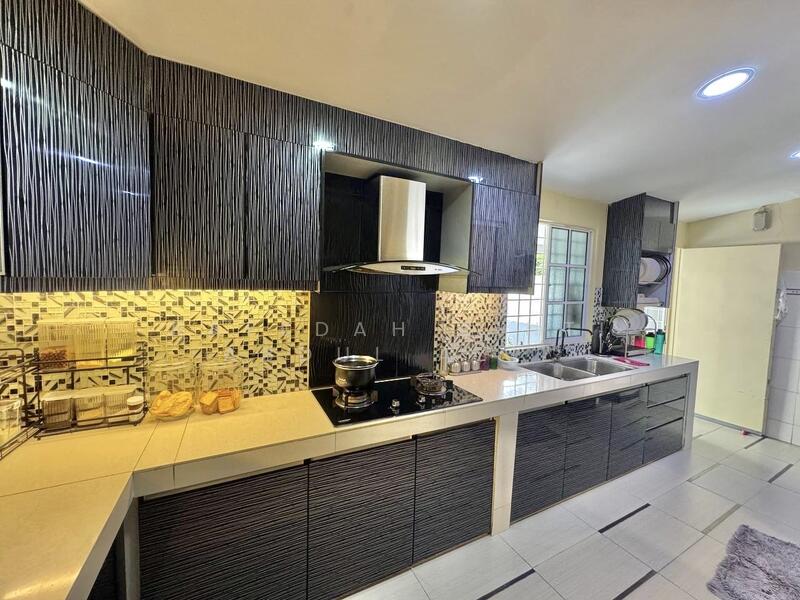 1-storey Terraced House for Sale in Puchong (Selangor) - Rafedah Binti Abdul Aziz - Kitchen - PropertyGuru.com.my