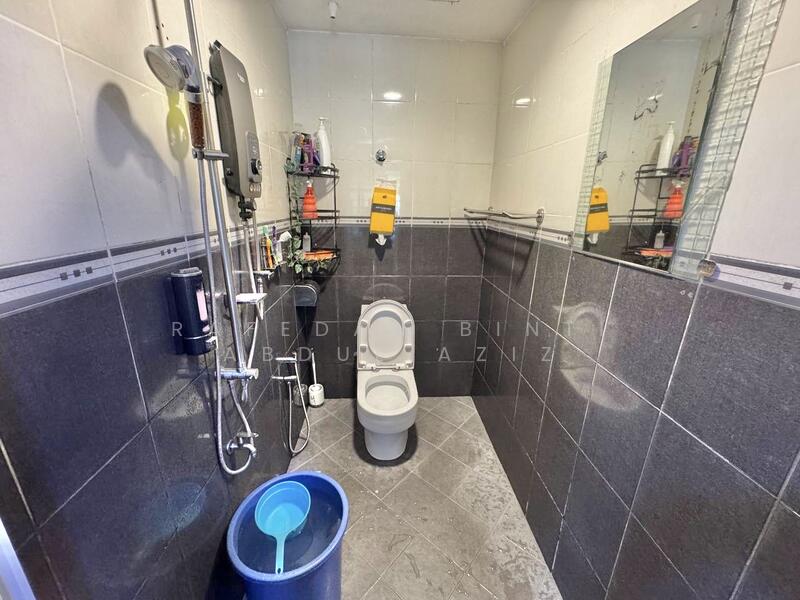 1-storey Terraced House for Sale in Puchong (Selangor) - Rafedah Binti Abdul Aziz - Bathroom - PropertyGuru.com.my