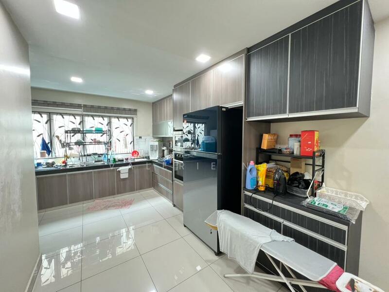 2-storey Terraced House for Sale in Taman Bukit Maluri (Kepong) - Valerie Ng - Kitchen - PropertyGuru.com.my
