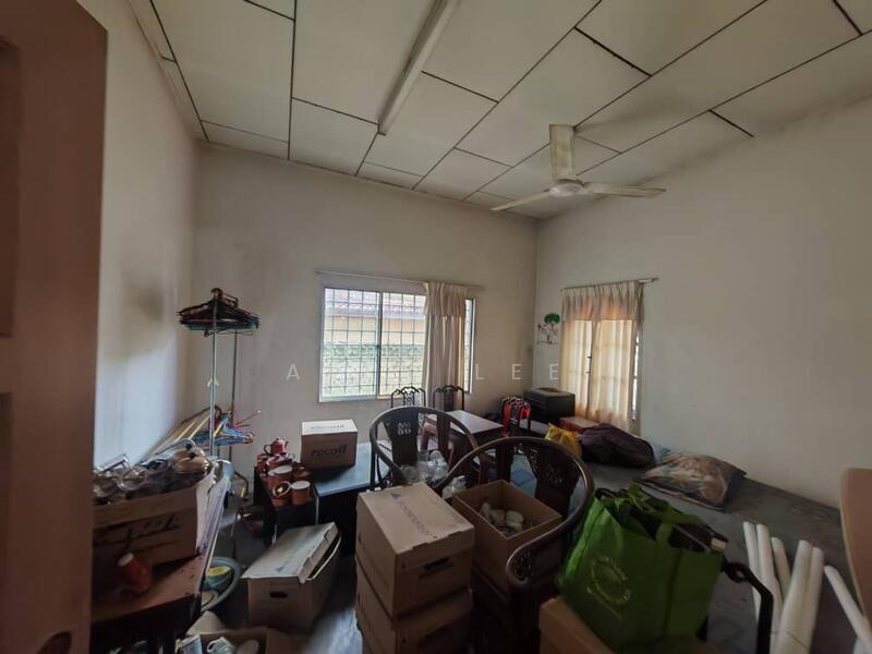 Kampung Sungai Bakau untuk Untuk Dijual - RM 420,000, Mac 2026 - Interior - PropertyGuru.com.my