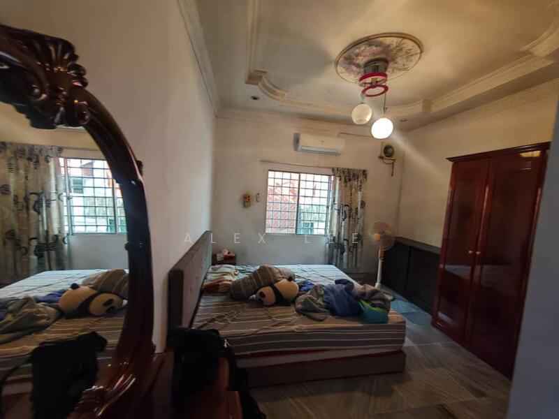 Kampung Sungai Bakau untuk Untuk Dijual - RM 420,000, Mac 2026 - Bedroom - PropertyGuru.com.my