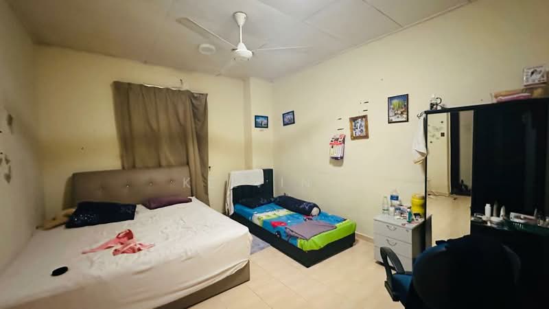2-storey Terraced House for Sale in Kota Emerald (Rawang) - Kelvin . - Bedroom - PropertyGuru.com.my