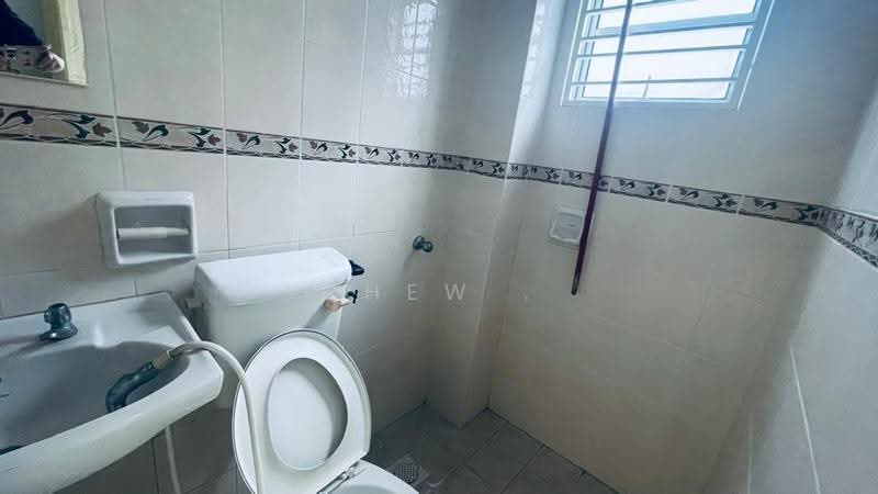 Rumah Teres 2.5-Tingkat untuk Dijual di Ukay Perdana (Ulu Kelang) - Chew . - Bathroom - PropertyGuru.com.my