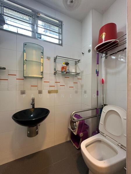 2-storey Terraced House for Sale in Mutiara Rini (Skudai) - Pauline Goh - Bathroom - PropertyGuru.com.my