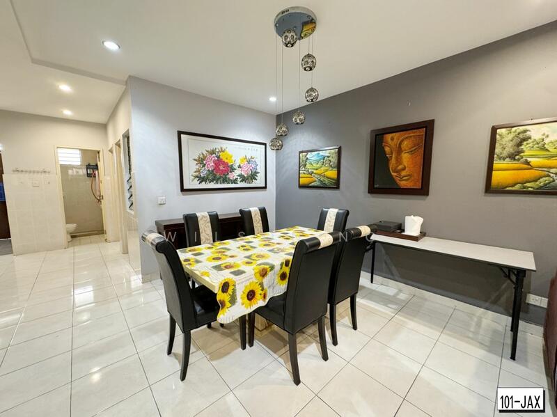 2-storey Terraced House for Sale in Setia Indah (Setia Alam) - Wilson Ng - Dining Room - PropertyGuru.com.my
