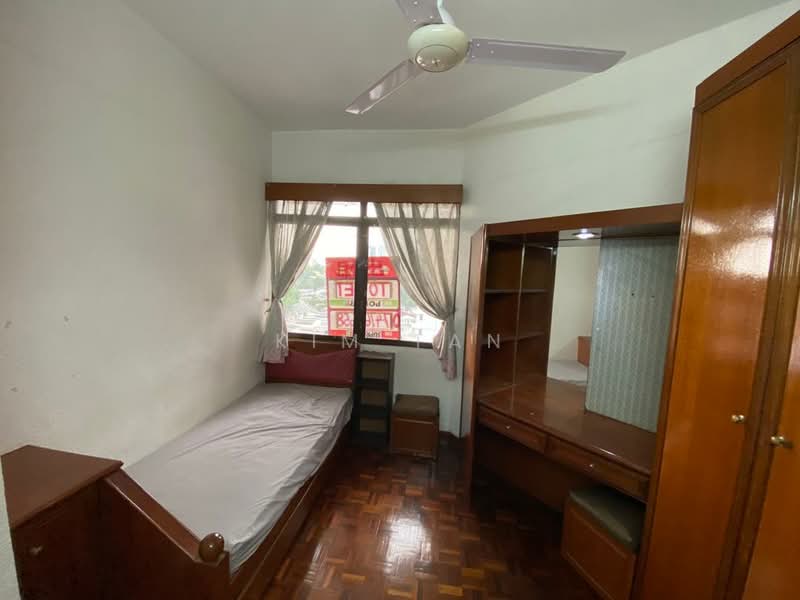Kondominium untuk Disewa di University Heights - Kim Tan - Bedroom - PropertyGuru.com.my