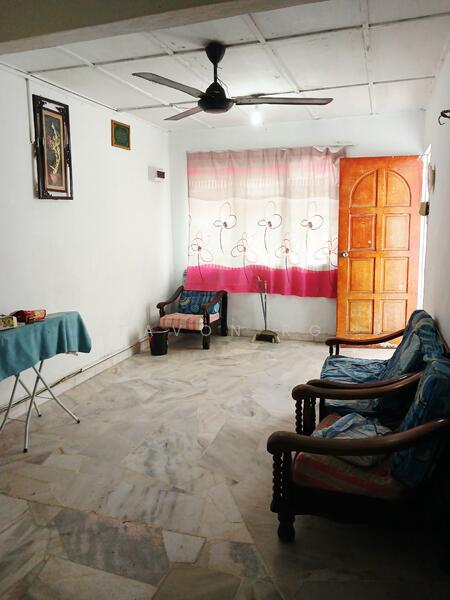 1-storey Terraced House for Sale in Seri Kembangan (Selangor) - Tavon RG - Living Room - PropertyGuru.com.my