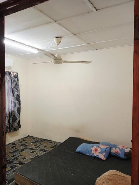 1-storey Terraced House for Sale in Seri Kembangan (Selangor) - Tavon RG - Bedroom - PropertyGuru.com.my